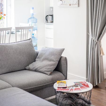 3 Bedroom Apartment 24H Self Check In, Free Parking, Ac, Fireplace Вильнюс Экстерьер фото