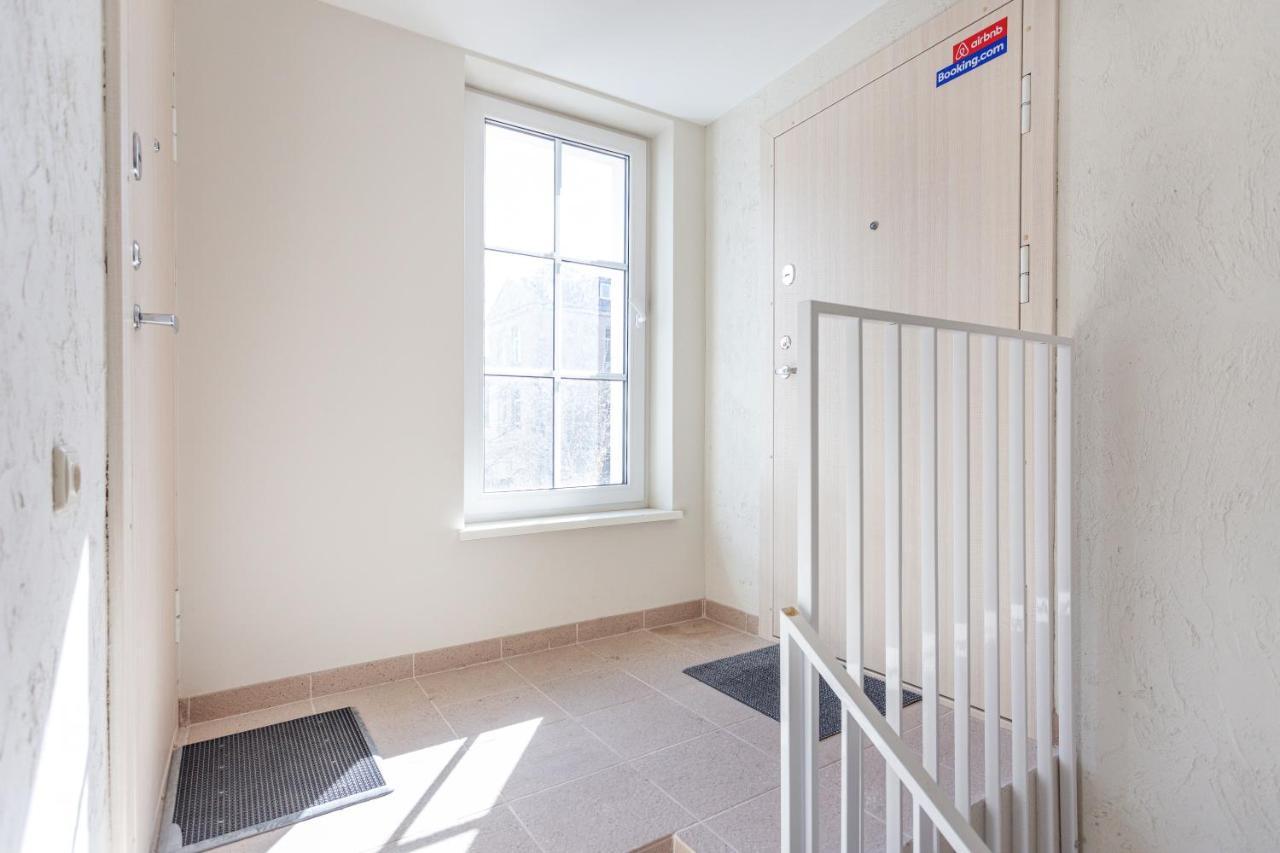 3 Bedroom Apartment 24H Self Check In, Free Parking, Ac, Fireplace Вильнюс Экстерьер фото